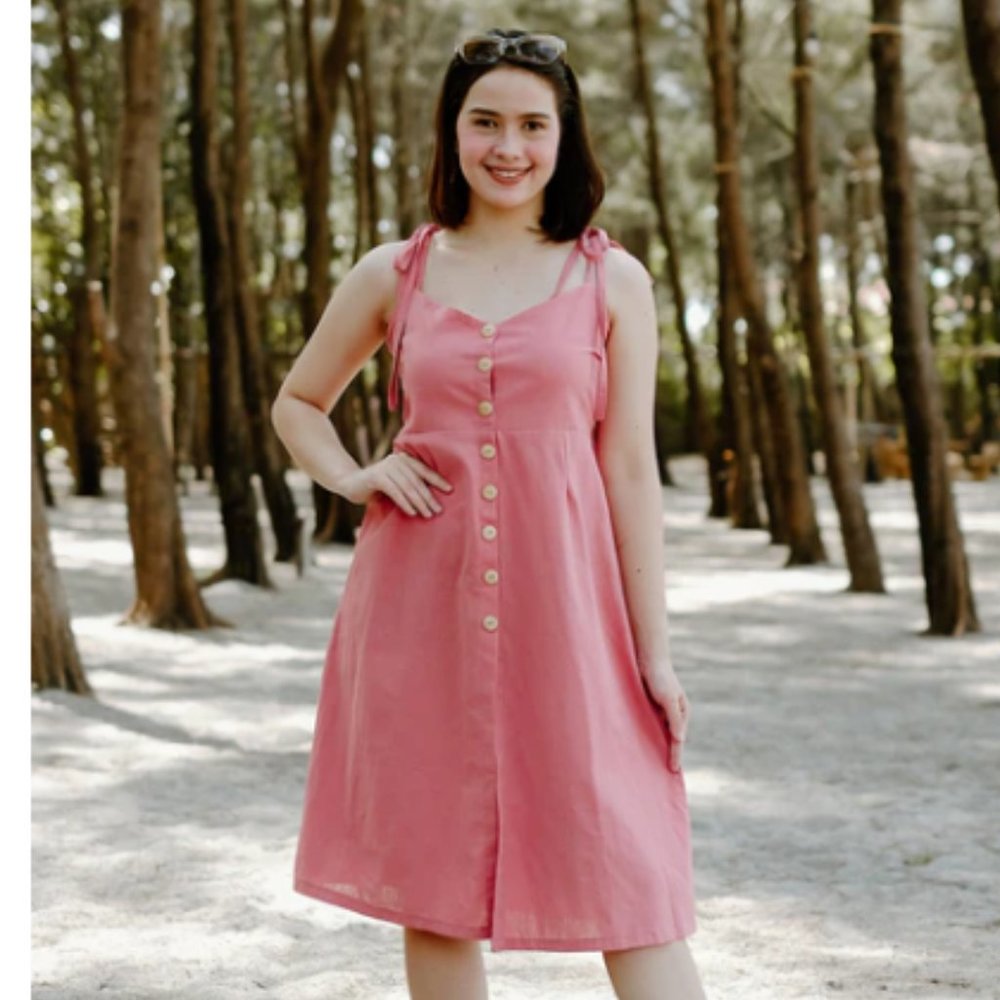 Rosalia square neckline